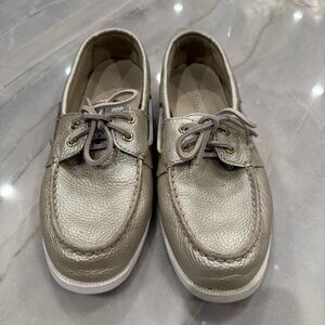 🔥Sperry - Silver Metallic Boat Shoes - 9.5